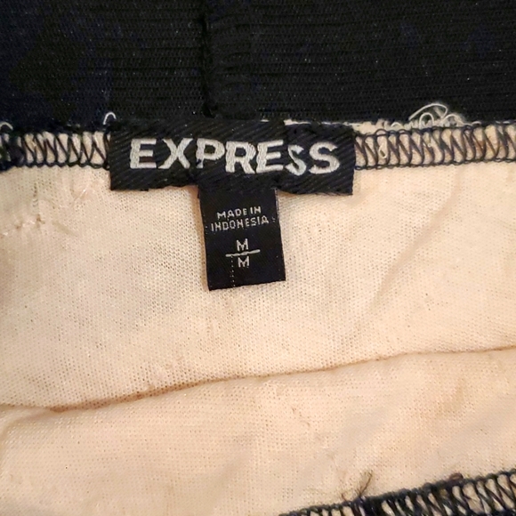 Women's Mini Skirt - Picture 3 of 4